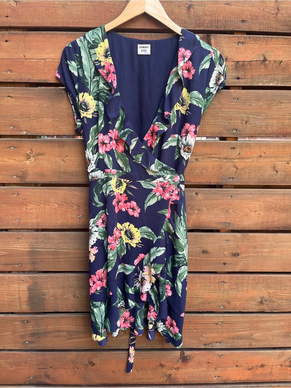 NWOT Aritzia Sunday Best Savoy Navy Floral Wrap Mini Dress